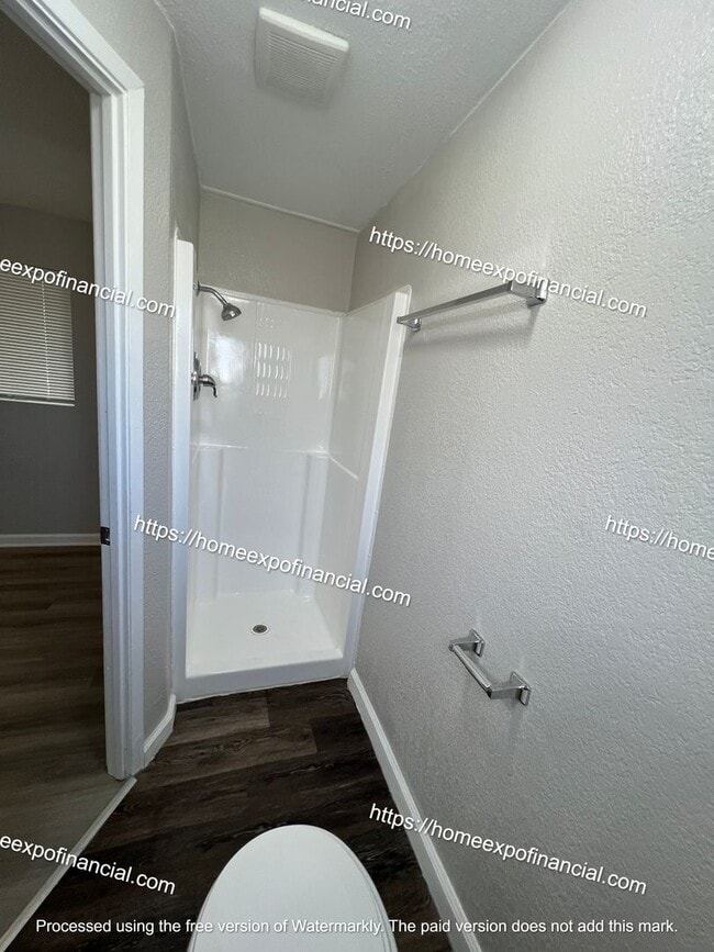 Building Photo - Nice Home For Rent