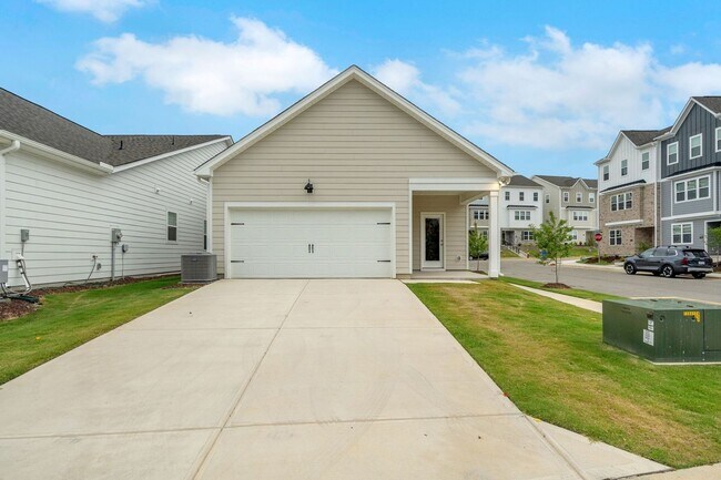 Building Photo - Charming 3BR House in Fuquay Varina