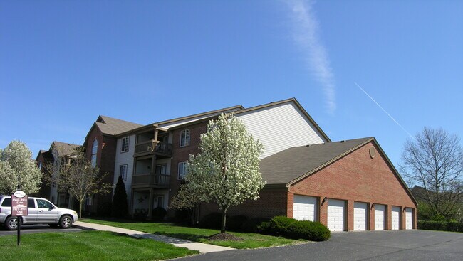 Building Photo - 8921 Hunters Creek Dr