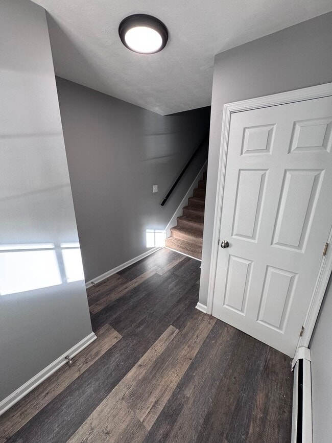 Building Photo - 3 bedroom 2 bath Home in Alburtis