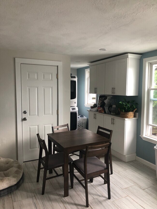 Building Photo - 87 Marlborough St