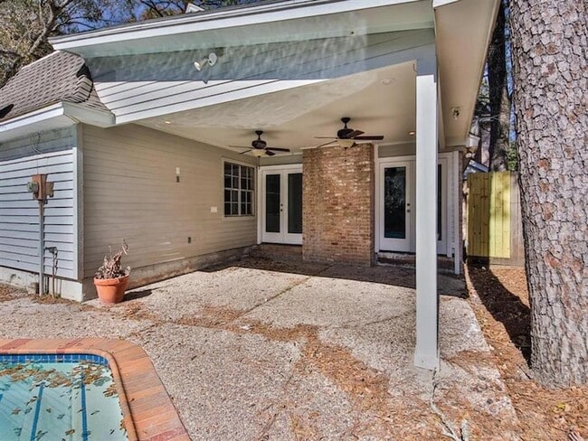 Building Photo - 10519 Laneview Dr