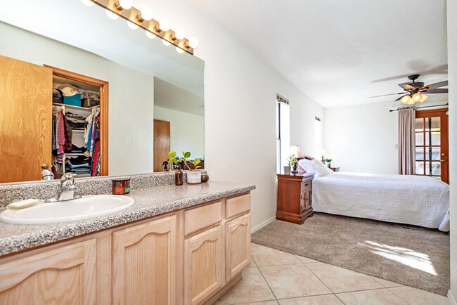 Building Photo - Spacious 2-Bedroom Home with Room to Roam ...