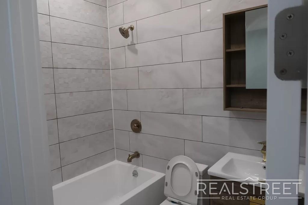 Building Photo - New 2 BEd in Fort Greene with Roof Deck & ...