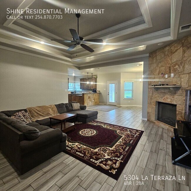 Building Photo - 5304 La Terraza Ln