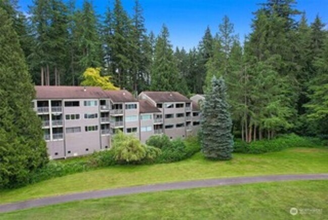 Building Photo - 2 Marigold Dr