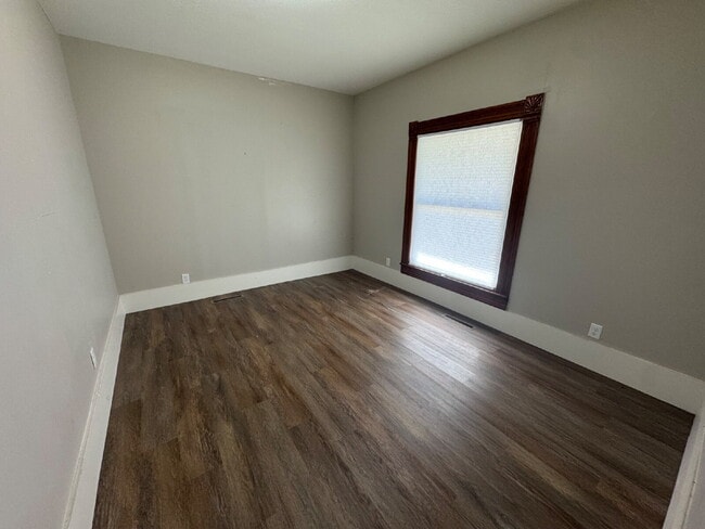 Building Photo - "Charming 4-Bedroom Home in Augusta with Spacious Living & Modern Comforts!"