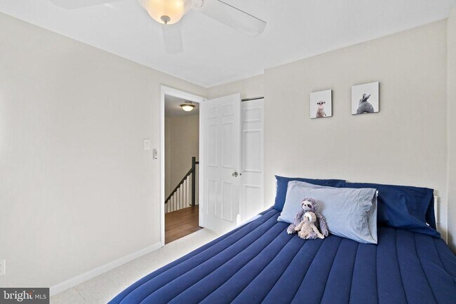 Building Photo - 5341 Harbor Ct Dr