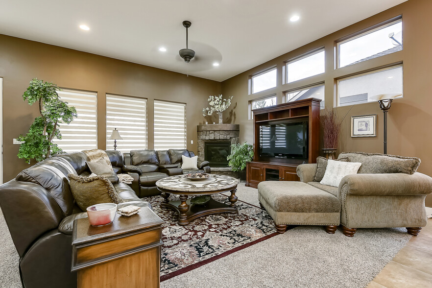 Building Photo - 2893 S Brookwater Ln