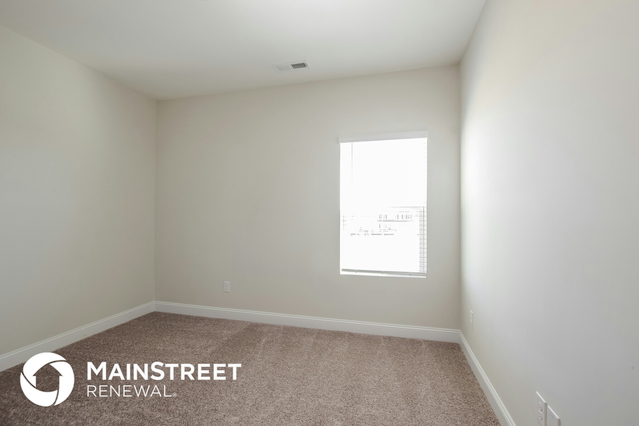 Building Photo - 2132 Vecchio Dr