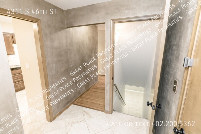 Building Photo - 4311 S 46th St