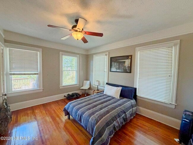 Building Photo - 3323 Park St