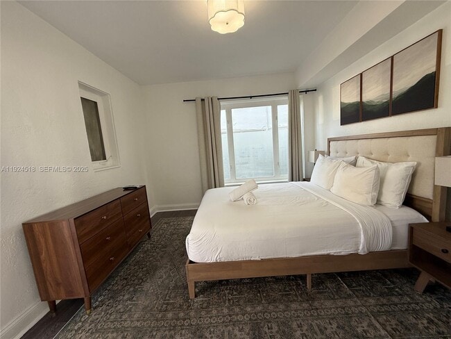 Building Photo - 1536 Jefferson Ave