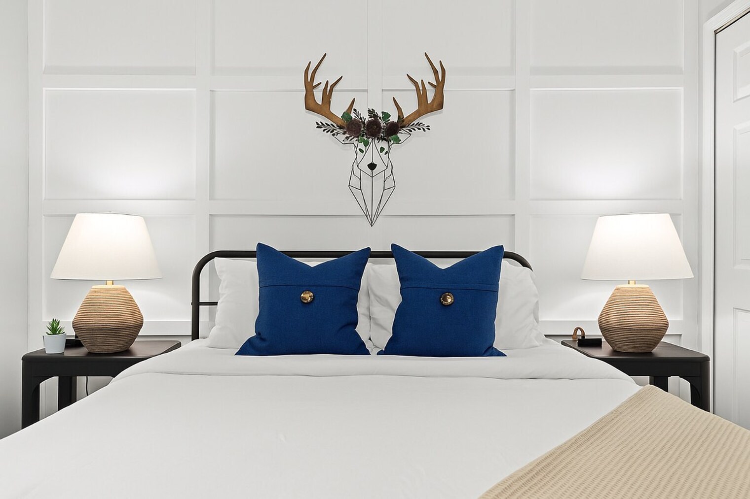 Building Photo - 18530 E 14 Mile Rd