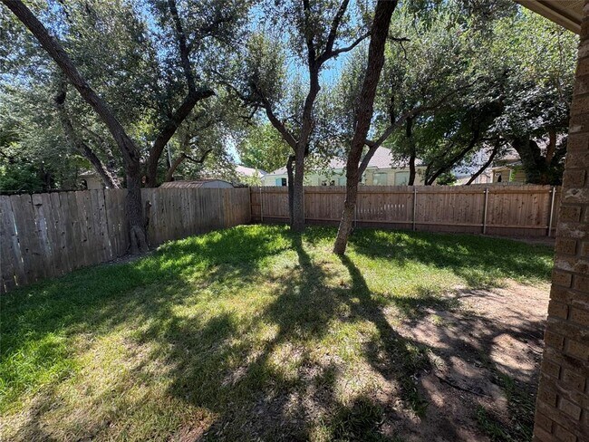 Building Photo - 1220 Pine Forest Cir
