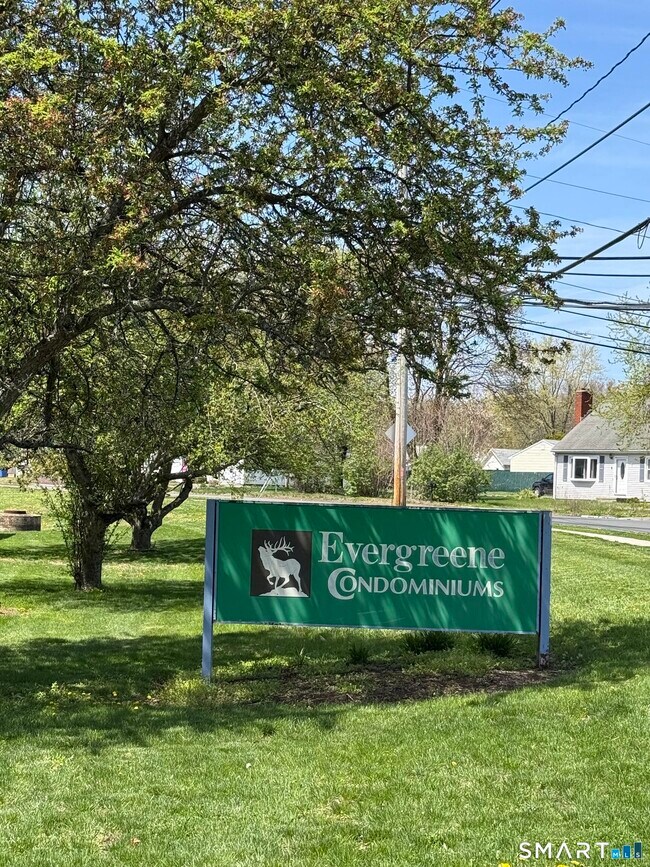 Building Photo - 75 Evergreene Rd