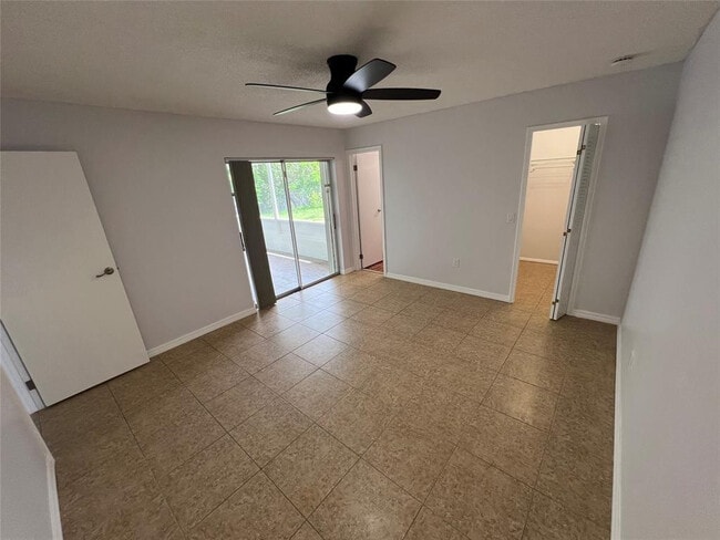 Building Photo - 2650 NW 94th Way