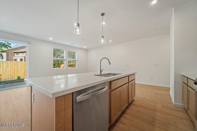 Building Photo - 2610 Deweese Lp