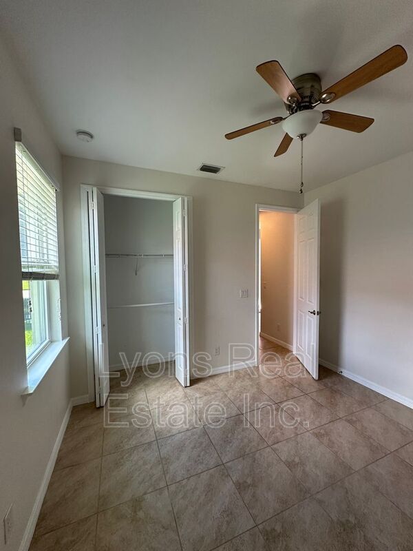 3061 Sunset Pointe Cir 3061 Sunset Pointe Cir Cape Coral FL 33914