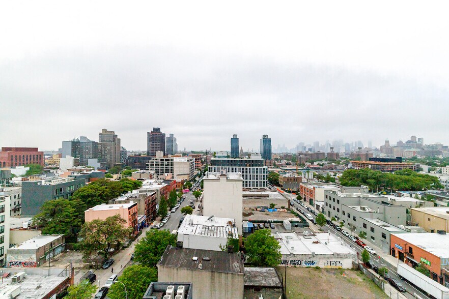 Building Photo - 655 Union St