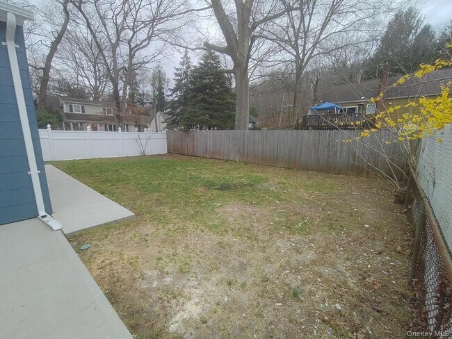 Building Photo - 15 Ketcham Pl