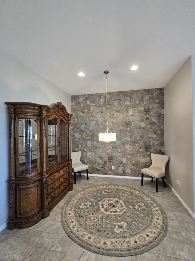 Building Photo - 35532 N Sunset Trail