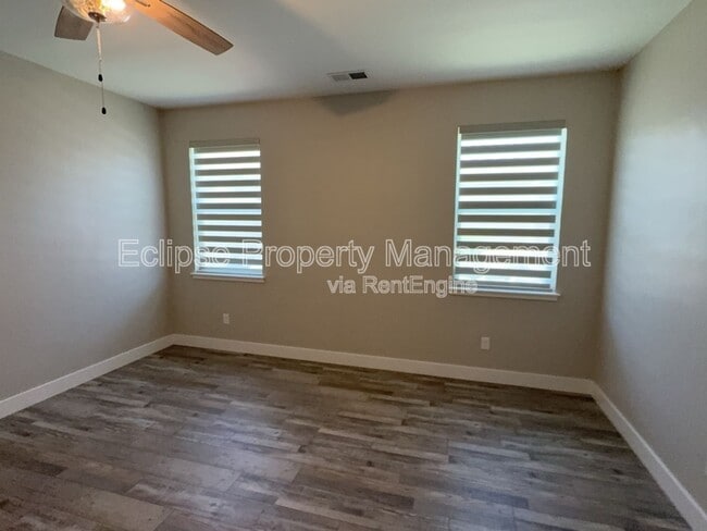 Building Photo - 679 Eadin Ln