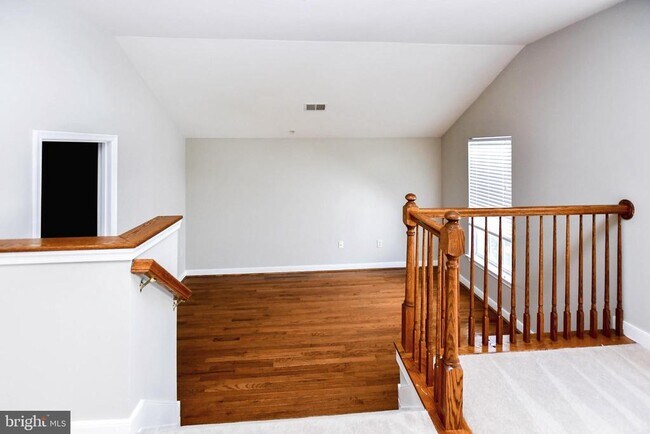 Building Photo - 13003 Belle Meade Trace