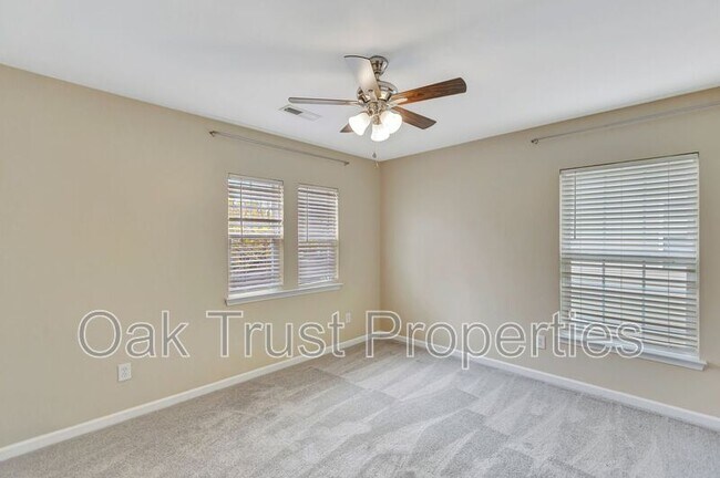 Building Photo - 186 Woodbrook Way