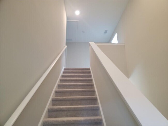 Building Photo - 4217 Waxwing St