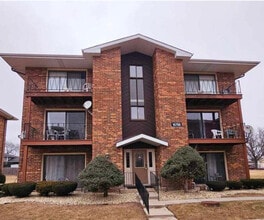 Building Photo - 15700 Reynolds Ln
