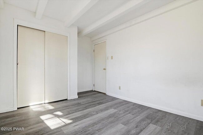 Building Photo - 50 Bear Rock Rd