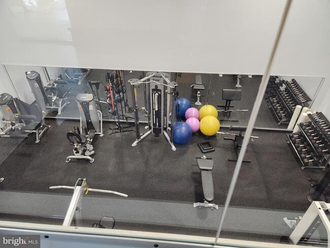 Building Photo - 5809 Nicholson Ln