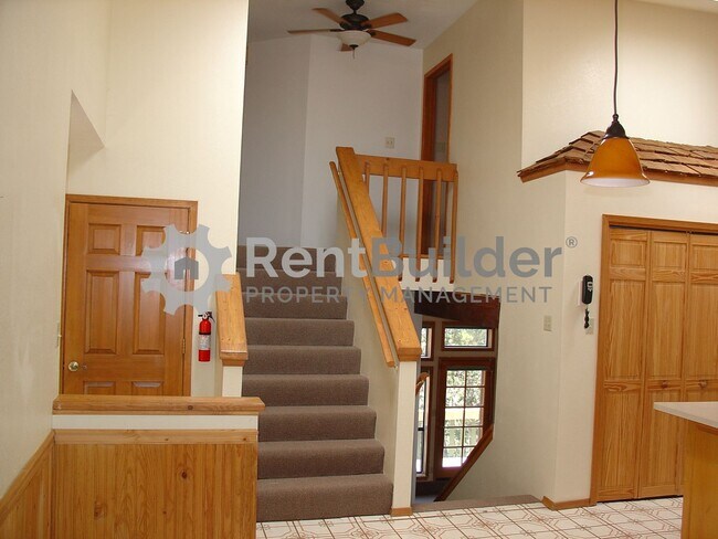 Building Photo - CALL US TODAY AT (505) 808-6467 TO SCHEDULE A CONVENIENT SHOWING