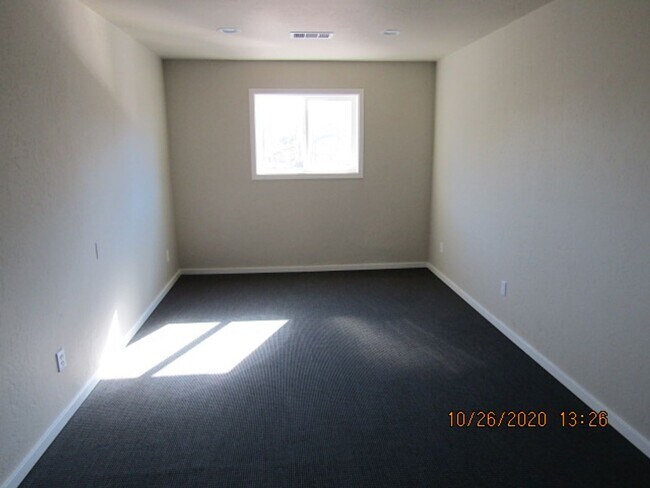 Building Photo - 810 N 5th St