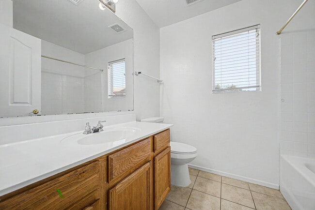 Building Photo - 3903 W Goodman Dr