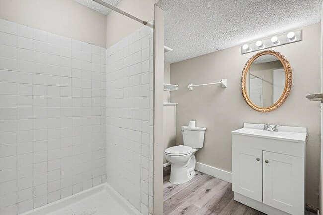 Building Photo - 6201 Turtle Neck Ln