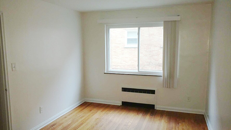 Building Photo - 6842 Montgomery Rd