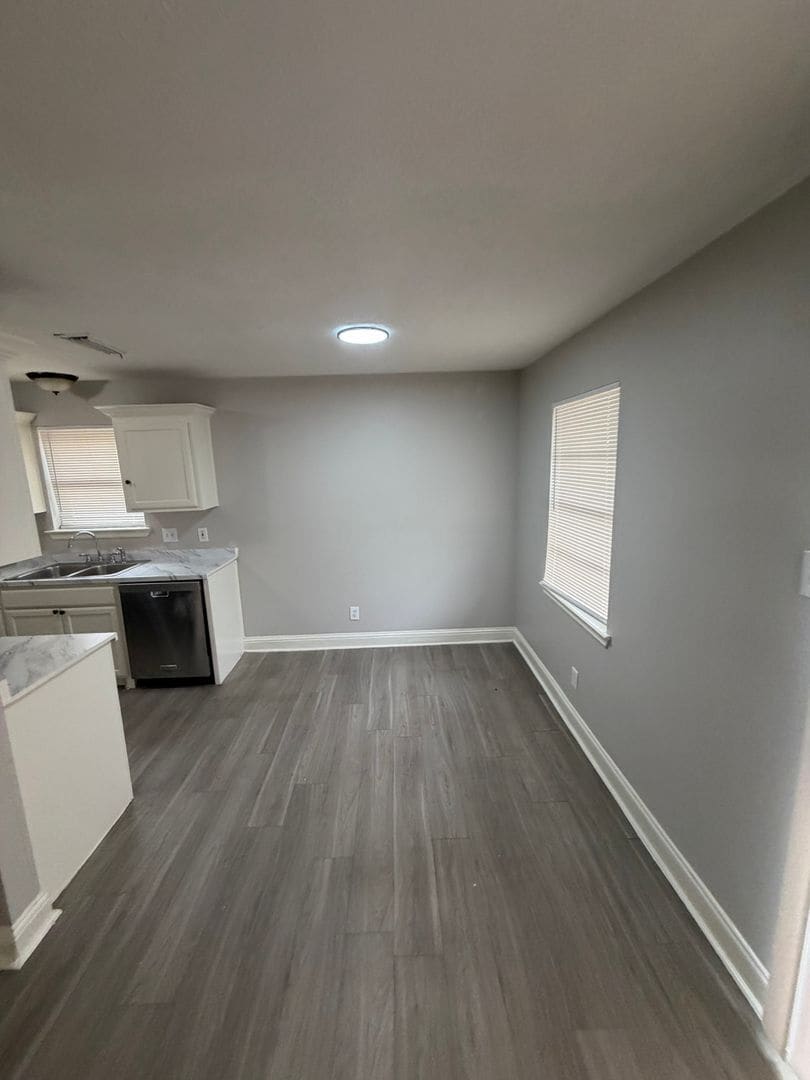 Building Photo - 425 Price Dr