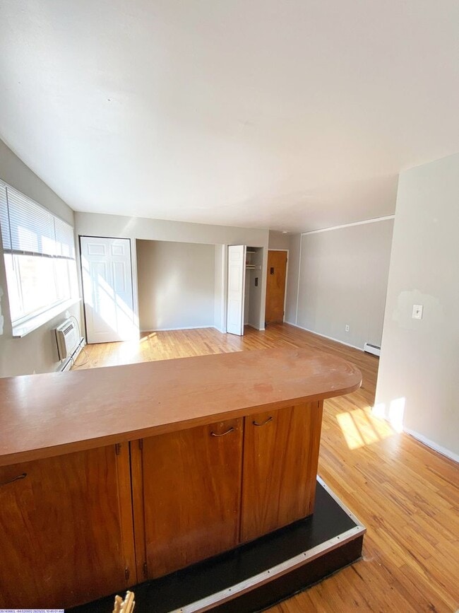 Building Photo - 507 Lowell Ave