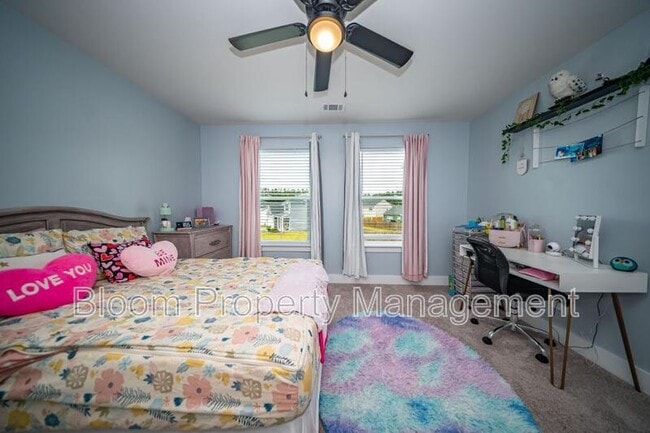 Building Photo - 5008 Cedar Brush Ct