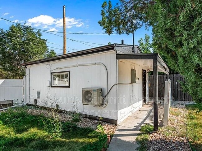 Building Photo - 760 Stuart St