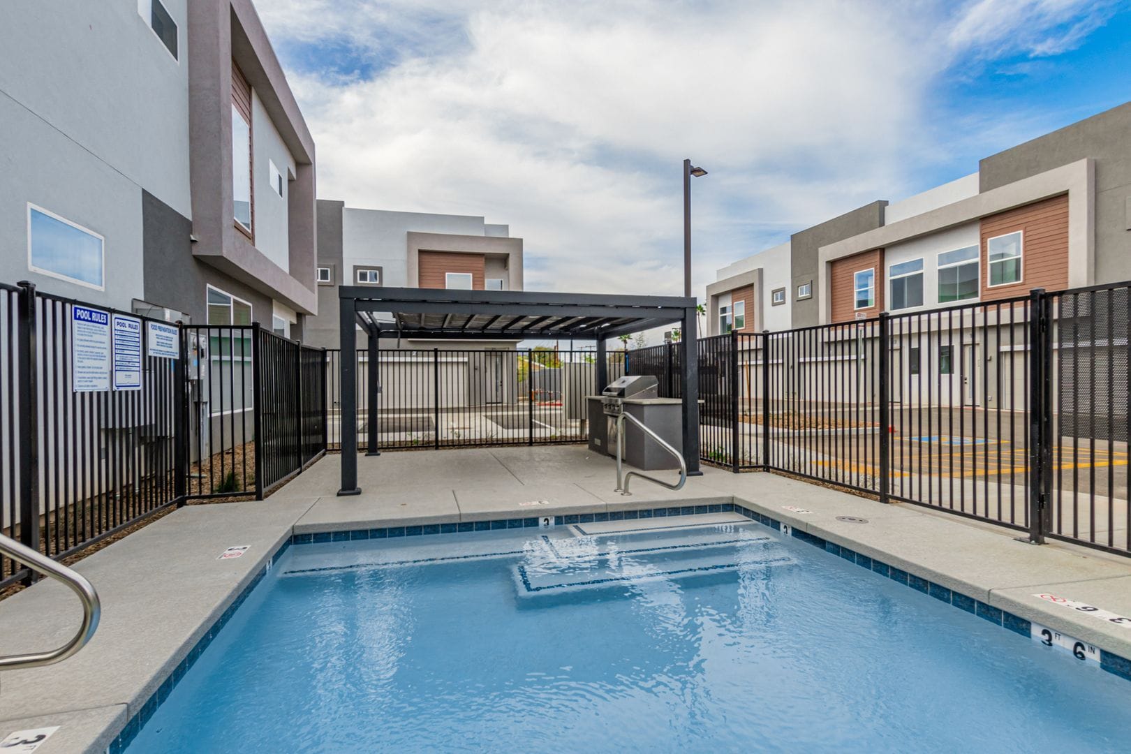 Building Photo - 3107 N 39th St