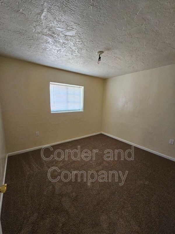 Building Photo - 2461 Consuelo Ln NW