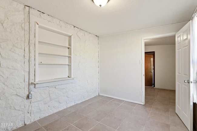 Building Photo - 3723 Memphis Ave