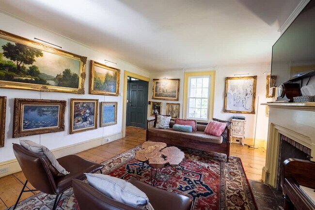 Building Photo - 1357 Canal Rd