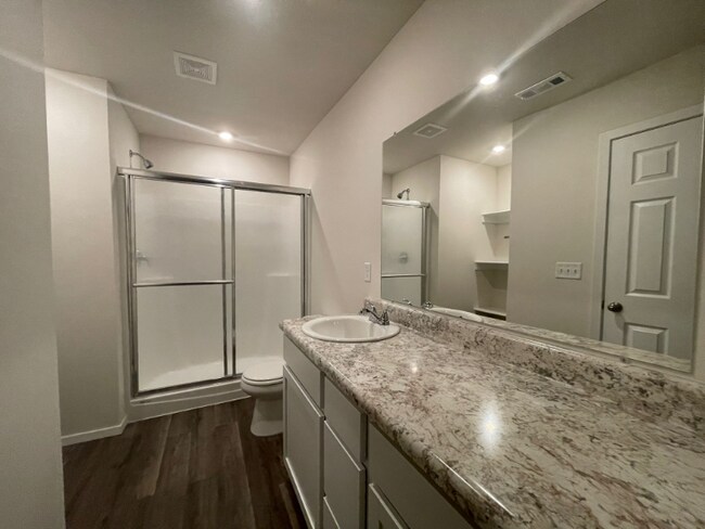 Building Photo - 2609 S Silver St