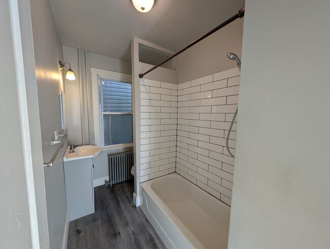 Building Photo - 119 S Furnace St