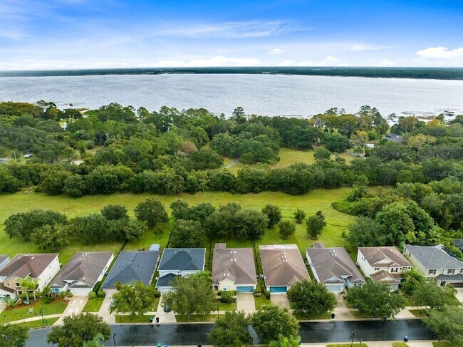 Building Photo - 12832 Oulton Cir