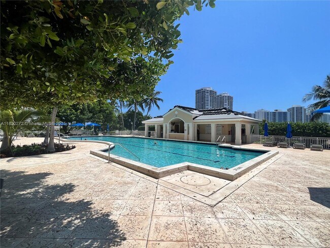 Building Photo - 21055 Yacht Club Dr